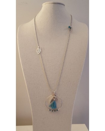 Sautoir motif rond, breloque plume et pompon sur chaine boule argenté turquoise