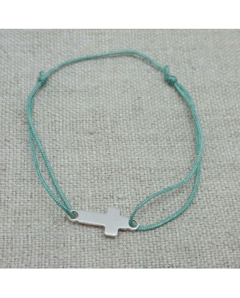 Bracelet religieux croix argent sur lien fin satiné coloré turquoise