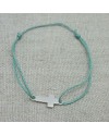 Bracelet religieux croix argent sur lien fin satiné coloré turquoise