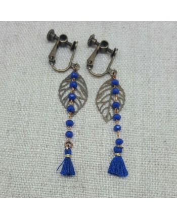 Boucles d'oreilles chaîne colorée et feuille laiton