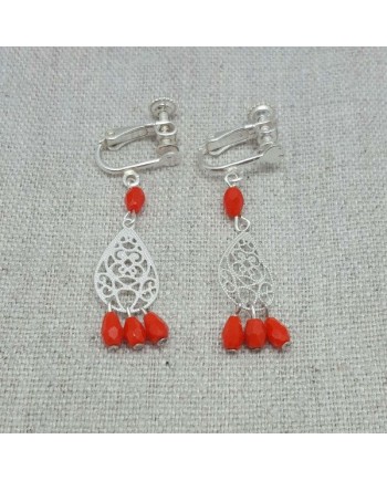 Boucles d'oreilles courtes arabesque argent et pompon