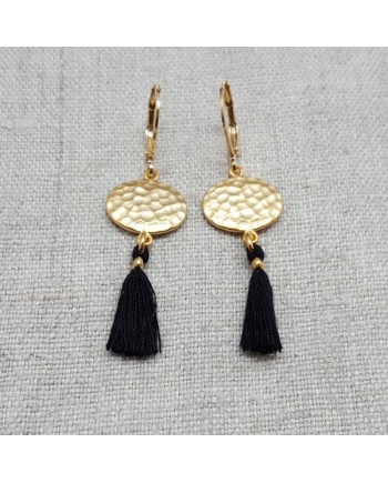 Boucles d'oreilles rond martelé et pompons colorés