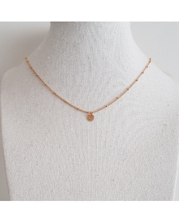 Collier chaîne fine médaille martelée Plaqué Or