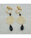 Boucle d'oreille arabesque ronde et perle noire