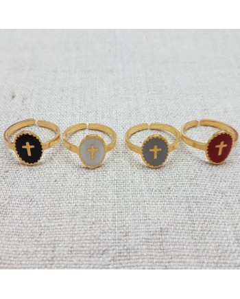 Bague émaillée colorée motif croix