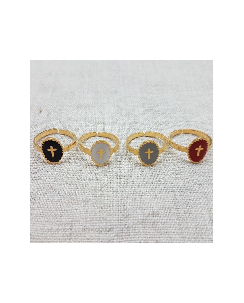 Bague émaillée colorée motif croix