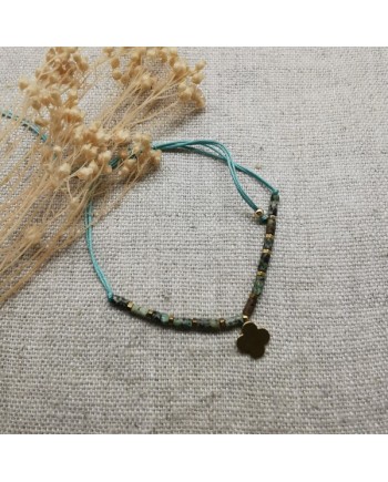 Bracelet fin perles et fil doré