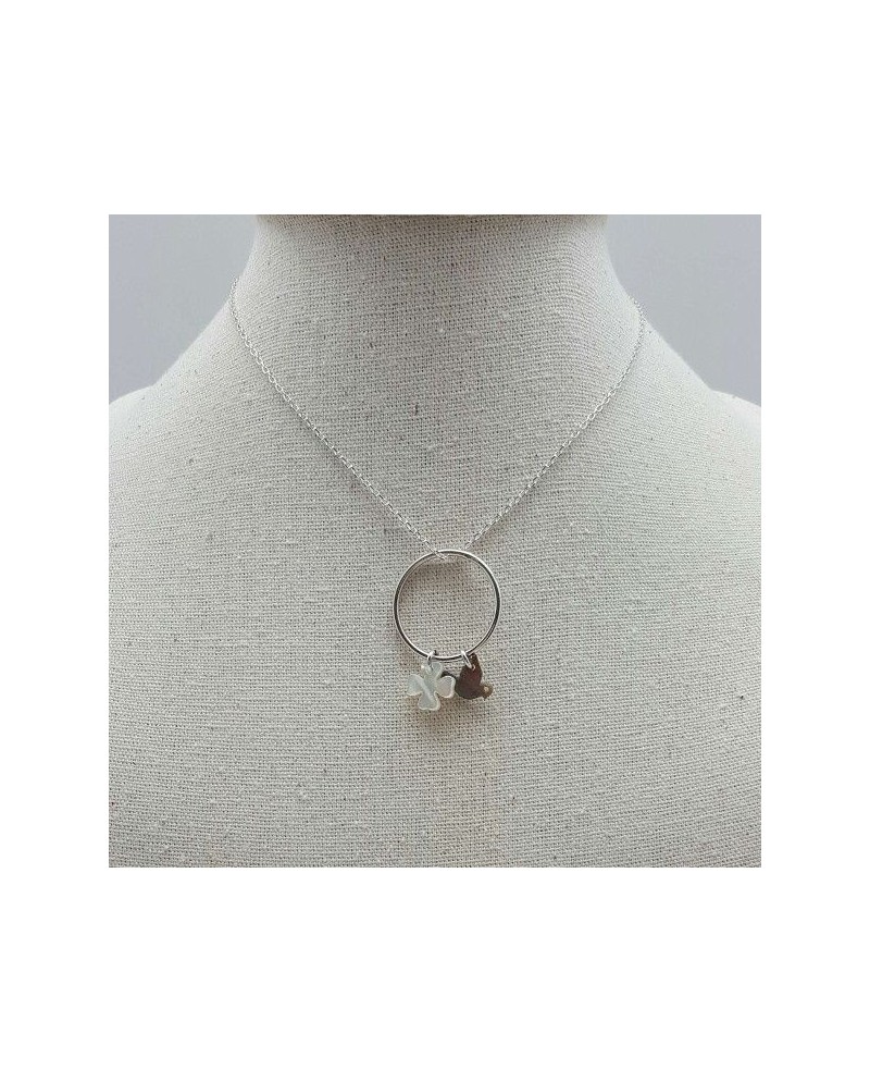 Collier anneau deux breloques nacress