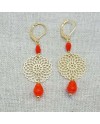 Boucle d'oreille arabesque ronde et perle orange