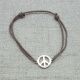 Bracelet Peace and Love argent sur lacet coton fin