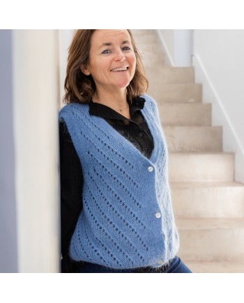 Gilet boutonné mohair sans manche ajouré
