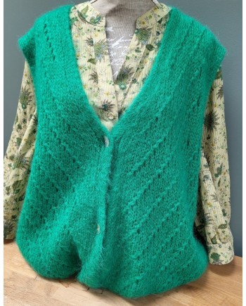 Gilet boutonné mohair sans manche ajouré