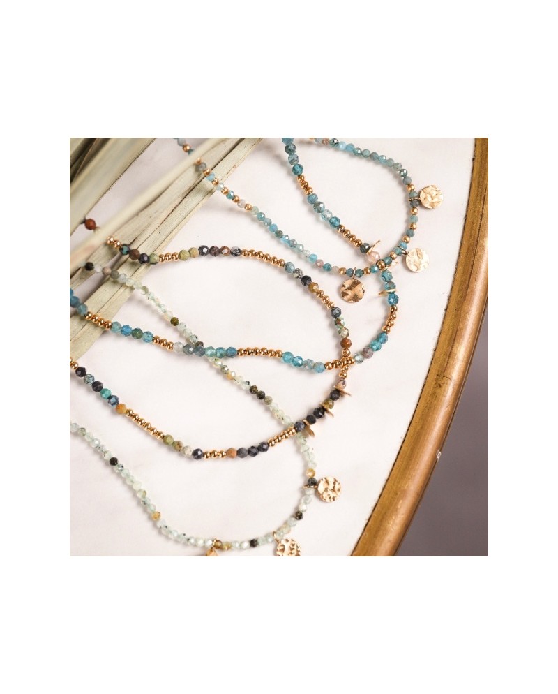 Collier fin et perles naturelles