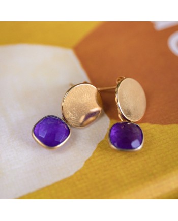 Boucles d'oreilles courte et pierre de couleur