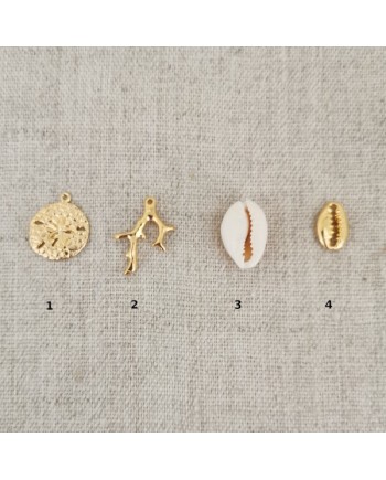 Sautoir breloques coquillage