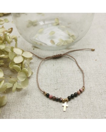 Bracelet perles naturelles et croix plaqué Or