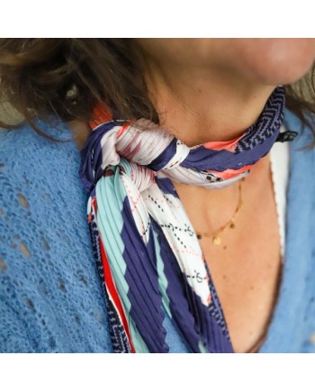 Foulard carré plissé femme