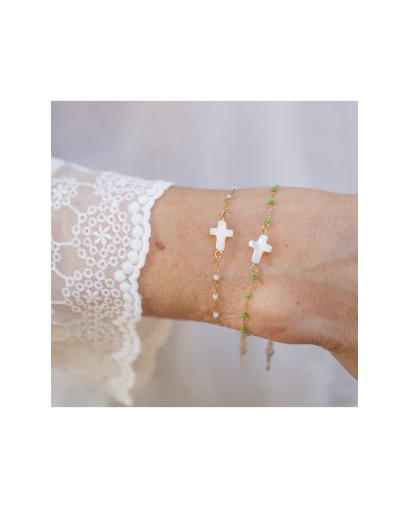 Bracelet croix nacre et chaîne perles miyuki