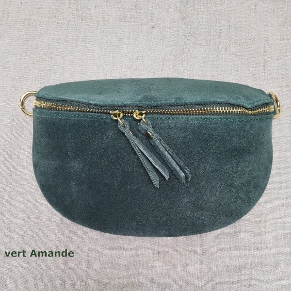 Bracelet jonc irisé Plaqué Or avec pompon et breloque,