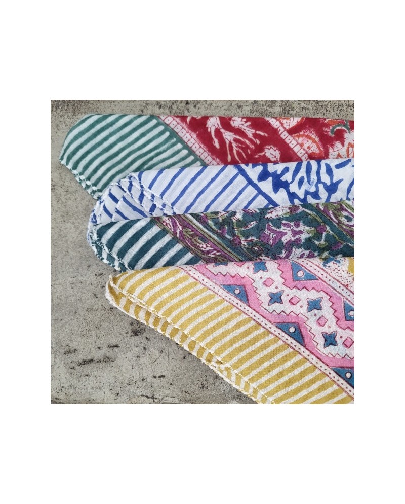 Foulard carré indien petite taille