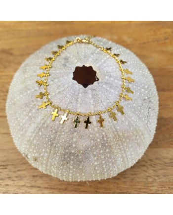 Bracelet chaîne et breloques croix