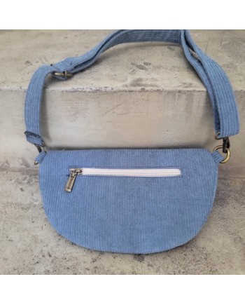 Banane velours coloris clair