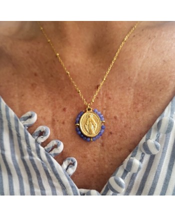 Collier médaille vierge et perles