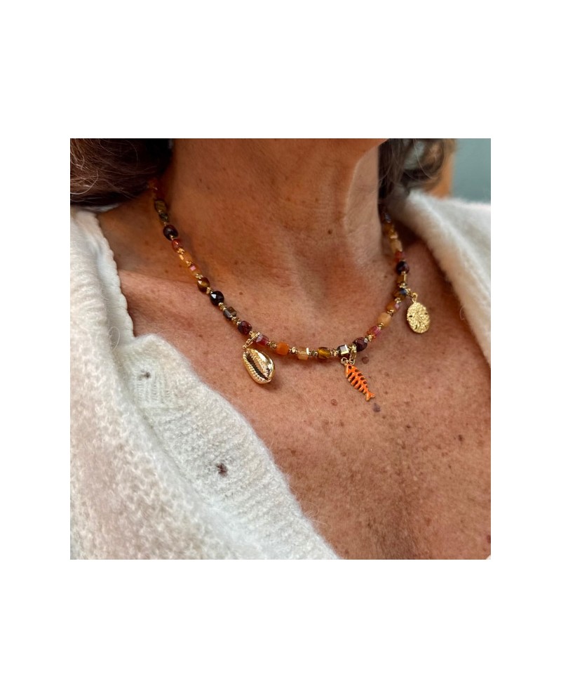 Colliers perles colorées & breloques dorées – Thème mer et spirituel