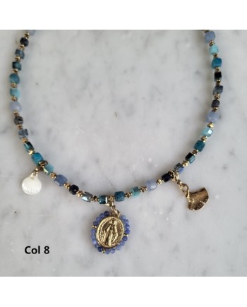 Collier perles colorées et médaille vierge