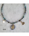 Collier perles colorées et médaille vierge