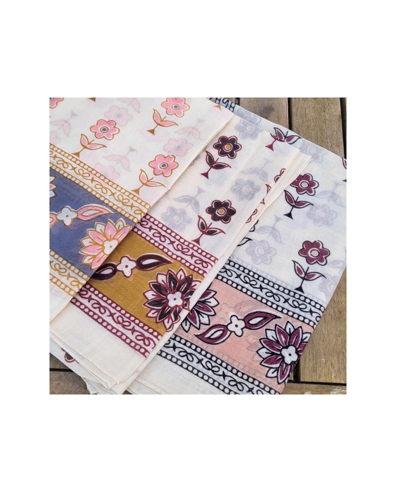 Foulard carré 100x100 en voile de coton – imprimé floral – 5 coloris