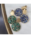 Boucles d'oreilles rondes dorées aux perles entrelacées bleu jean et vert