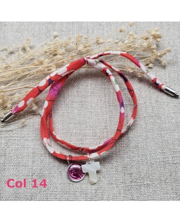 bracelet religieux double tour liberty croix nacre et vierge colorée rose