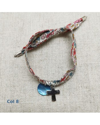 Bracelet religieux lien liberty croix argent et nacre rose