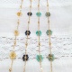 Bracelet chaîne et fleurs en perles