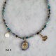 Collier perles colorées et médaille vierge
