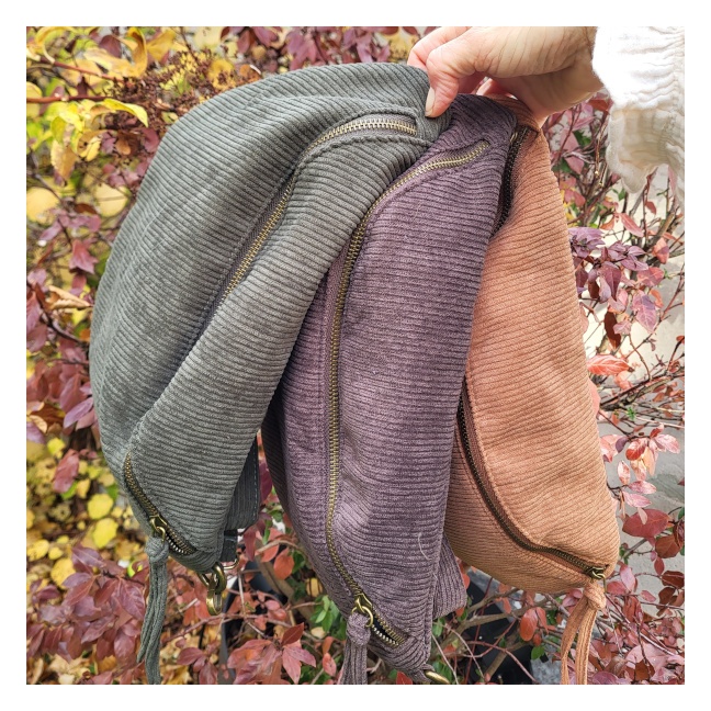 sac forme banane peluche "Moumoute"