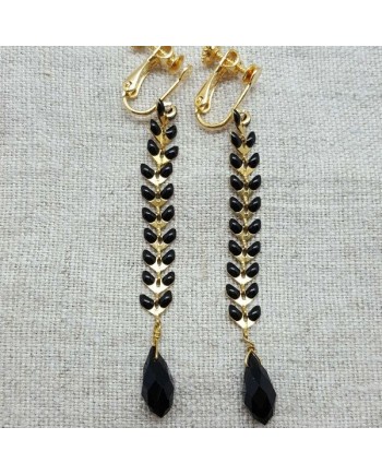 Boucles d'oreilles longues epi emaillé noire avec une pierre