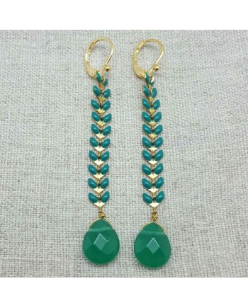 Boucles d'oreilles longues epi emaillé vert avec une pierre