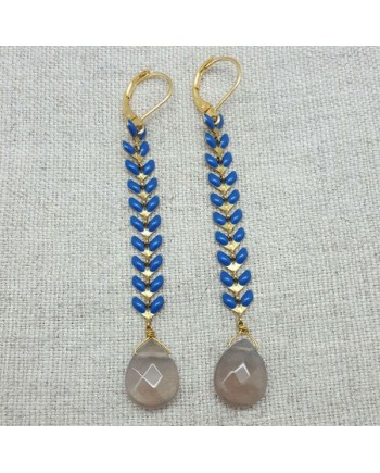 Boucles d'oreilles longues epi emaillé bleu avec une pierre