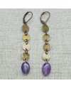 Boucle d'oreille longue pastilles laitons et perle violet