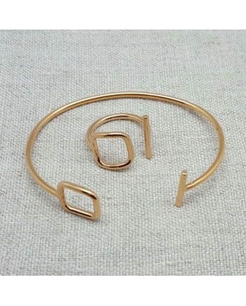 Jonc ouvert plaqué Or motif carré