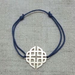 Bracelet grand motif argent monté sur lien coton, taille ajustable