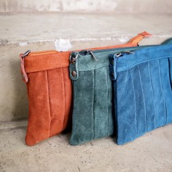 Sacs et accessoires à petits prix, fin de série